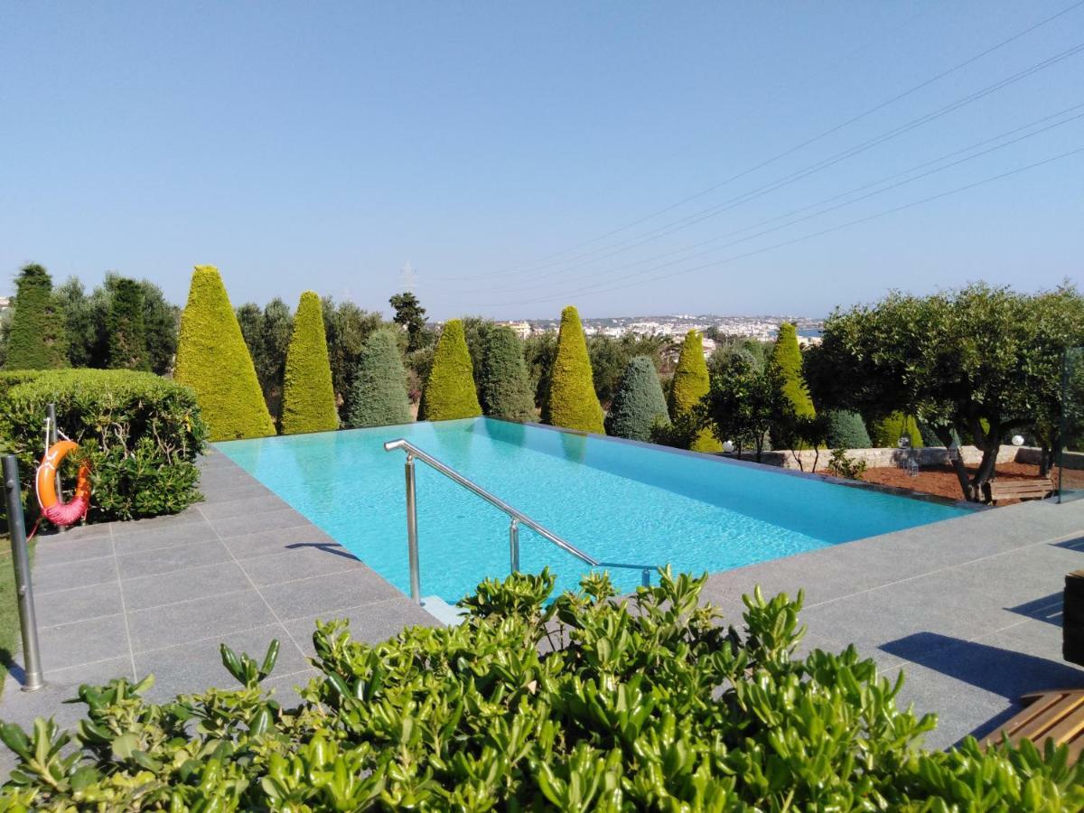 Golden Crest Villa Limenas Chersonisou Exterior foto